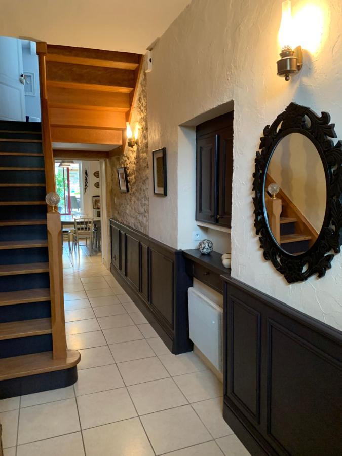 La Maison Du Bourg B&B Puisseguin Exterior photo